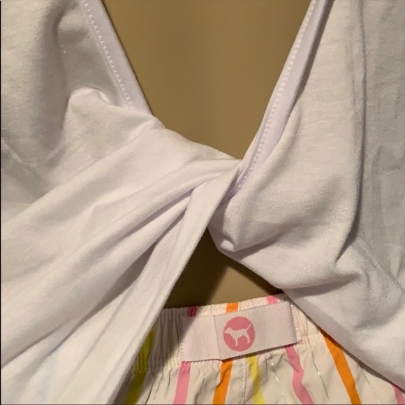 Backless tank - Picture 3 of 9